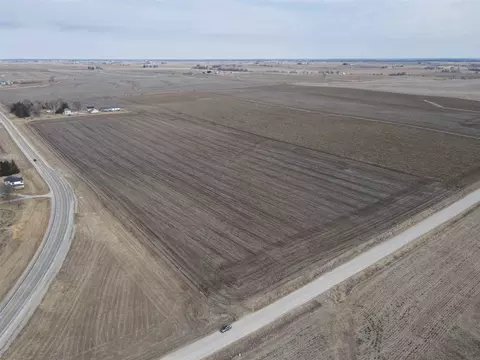 Garfield Ave, Westliberty, IA 52776