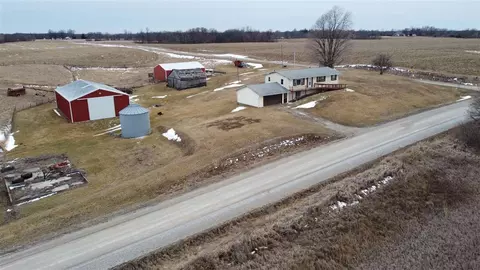 2302 110th St, Marengo, IA 52301