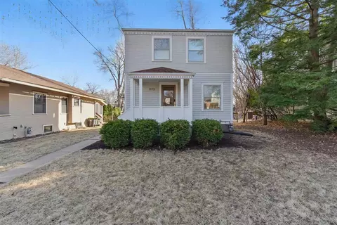 1173 E Court St, Iowa City, IA 52240