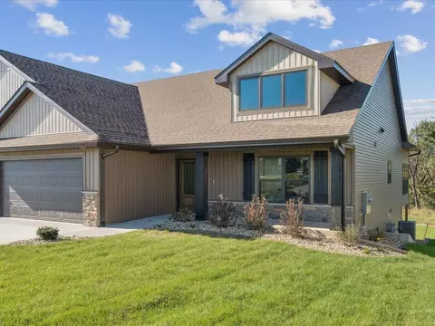 897 Dubs Dr, Iowa City, IA 52246