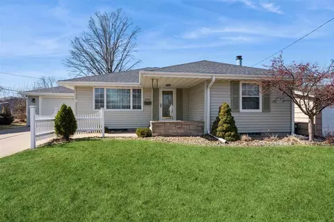 3101 NE Kenridge Ter NE, Cedar Rapids, IA 52402