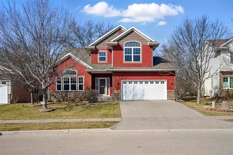 1021 Ryan Ct, Iowa City, IA 52246