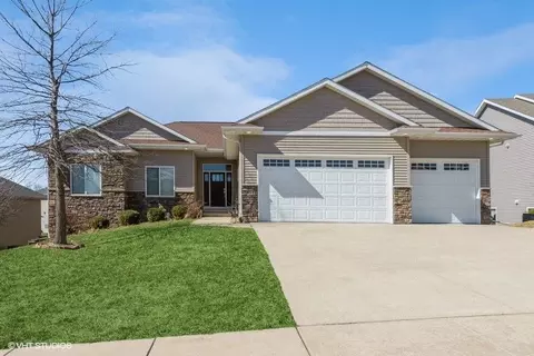 854 Camp Cardinal Rd, Iowa City, IA 52246