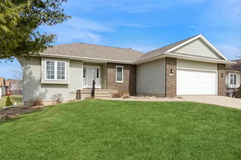 130 Windsor Rd, North Liberty, IA 52317