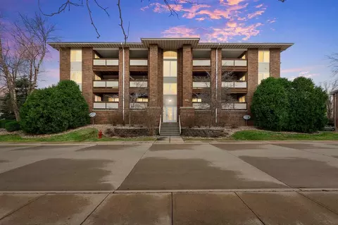 2584 Cascade Ln, Iowa City, IA 52246