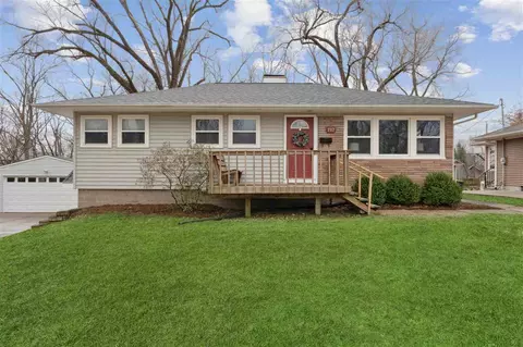717 Whiting Ave, Iowa City, IA 52245