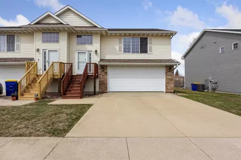 1580 Progress St, North Liberty, IA 52317