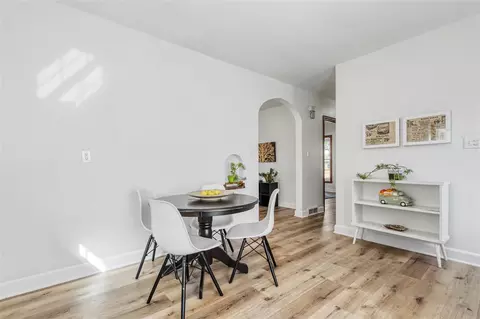 Dining - 2107 E Avenue NE, Cedar Rapids, IA 52402 photo 1 of 1