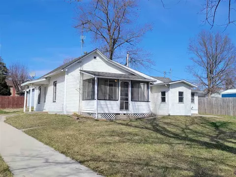 110 Grant St, Tiffin, IA 52340
