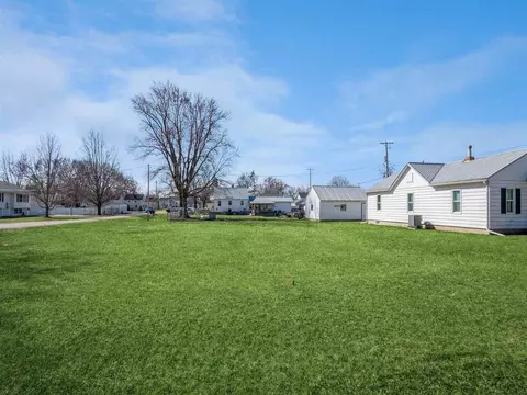 257 N 5th St, Centralcity, IA 52214
