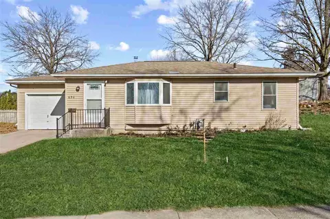 630 Diana Ct, Iowa City, IA 52240
