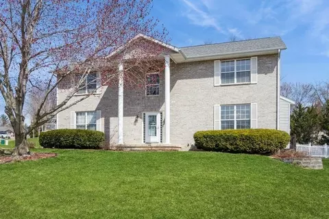 1456 Aburdeen Ct, Iowa City, IA 52246