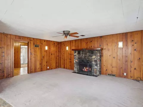 5801 E Ave NW, Cedar Rapids, IA 52405 photo 4