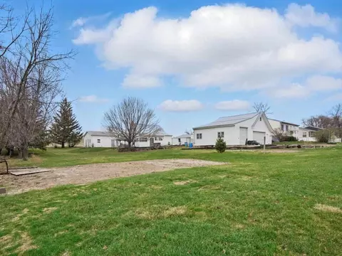 5801 E Ave NW, Cedar Rapids, IA 52405 photo 28