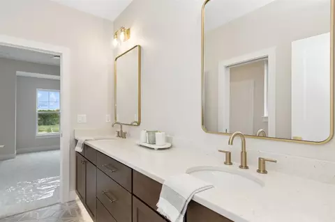 403 Macbride Trl, Solon, IA 52333 photo 36