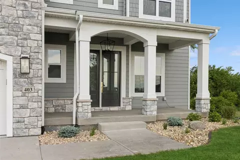 403 Macbride Trl, Solon, IA 52333 photo 2