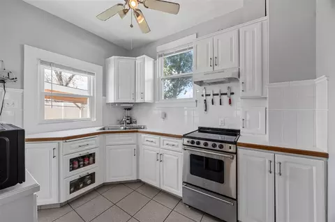2926 E Ave NE, Cedar Rapids, IA 52402 photo 10