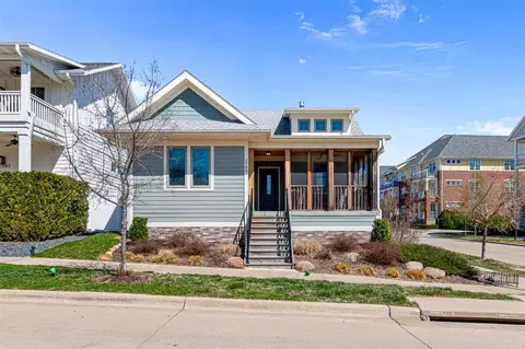 1795 Foster Rd, Iowa City, IA 52245