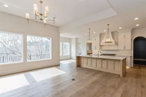 401 Macbride Trl, Solon, IA 52333 photo 8
