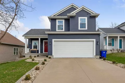 2029 Rosewood Dr NW, Cedar Rapids, IA 52405