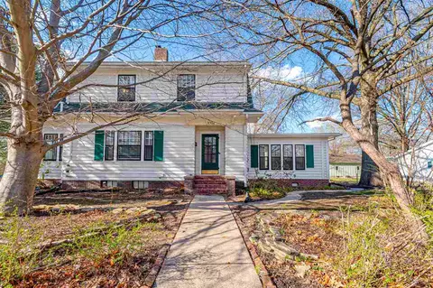 1004 Kirkwood Ave, Iowa City, IA 52240