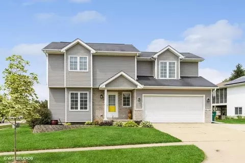 1105 Parkview Ln, Ely, IA 52227
