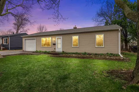 2224 California Ave, Iowa City, IA 52240
