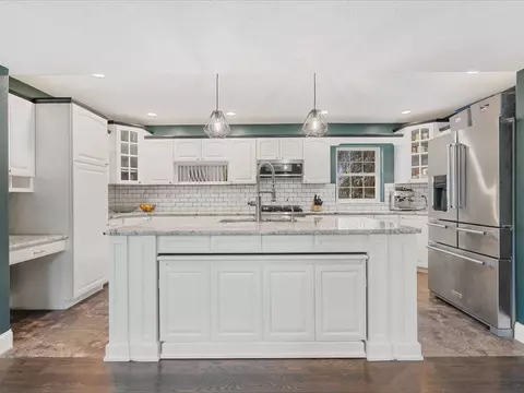 Kitchen - 1635 Ranmar Dr, Ely, IA 52227 photo 1 of 9