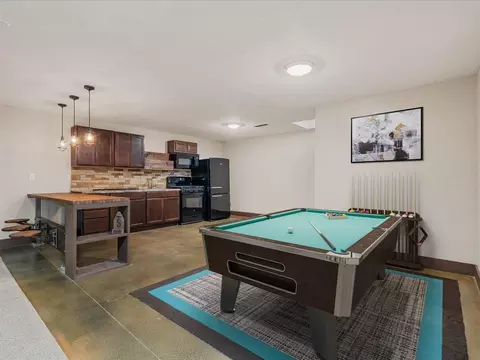 Kitchen - 1635 Ranmar Dr, Ely, IA 52227 photo 8 of 9