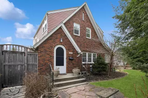 134 Parsons Ave, Iowa City, IA 52245