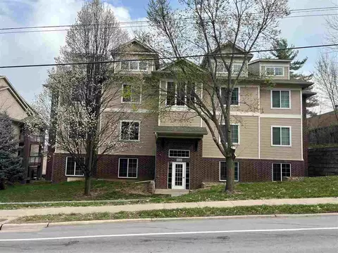1820 Benton St, Iowa City, IA 52246