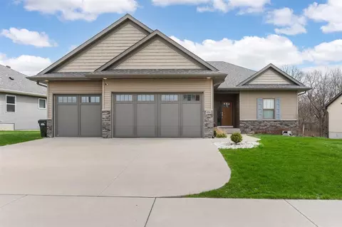 4886 Preston Ln, Iowa City, IA 52246