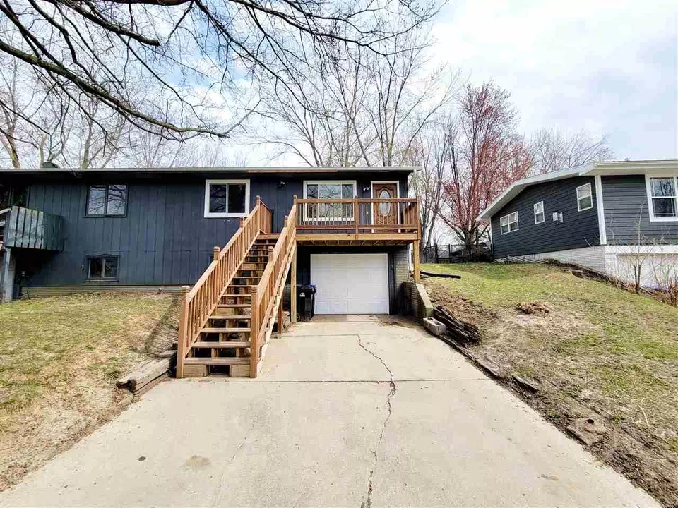  1451 Westview Dr, Coralville, IA 52241 photo 1