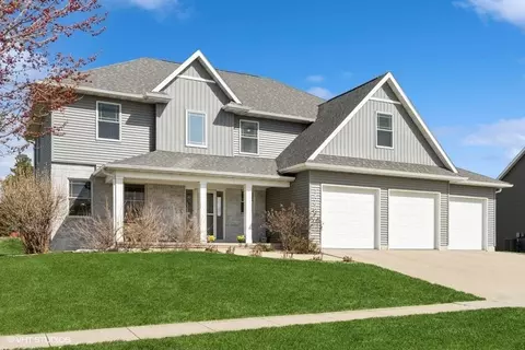 1590 Otter Ln, North Liberty, IA 52317