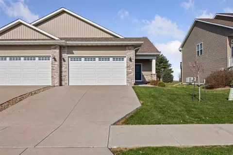 1875 Carroll Ct, North Liberty, IA 52317