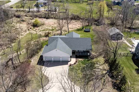 View/Area - 4117 NE Riverview Rd NE, Cedar Rapids, IA 52411 photo 1 of 13
