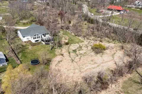 View/Area - 4117 NE Riverview Rd NE, Cedar Rapids, IA 52411 photo 4 of 13