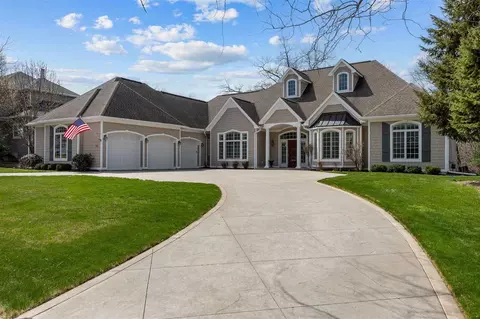 951 Highland Park Ave, Coralville, IA 52241