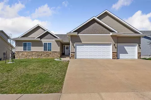 1218 Langenberg Ave, Iowa City, IA 52240