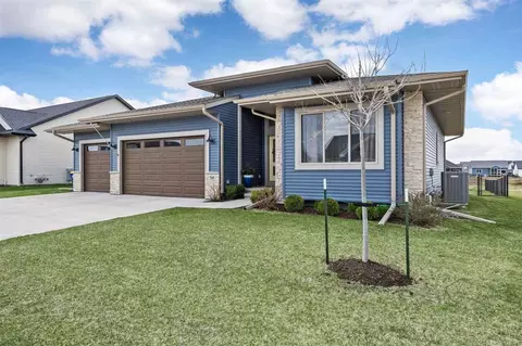 765 S Alexander Way, North Liberty, IA 52317