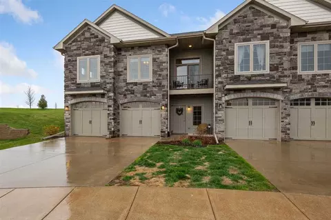 2875 Blue Sage Dr, Coralville, IA 52241