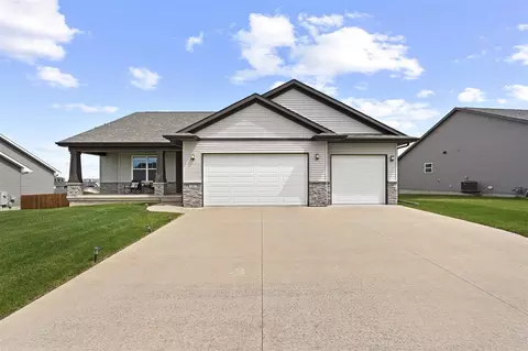 1102 Croell Ave, Tiffin, IA 52340