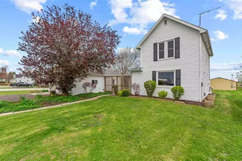 595 Coakley Ave, Parnell, IA 52325