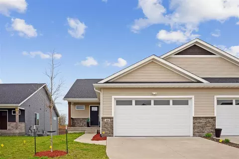 408 Dawson Dr, West Branch, IA 52358