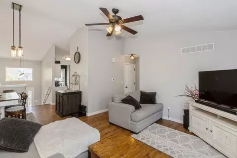 50 Augusta Ct, North Liberty, IA 52317