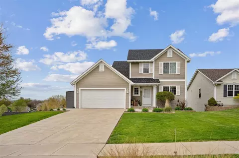 1362 Ozark Rdg, Coralville, IA 52241