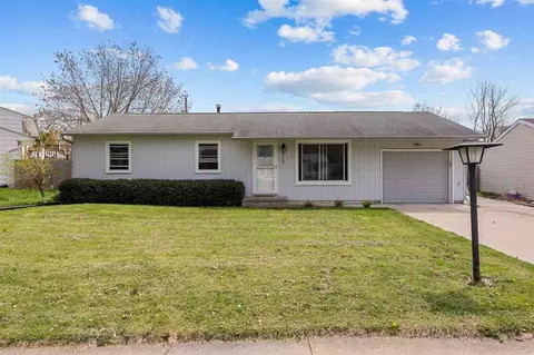 813 20th Ave, Coralville, IA 52241