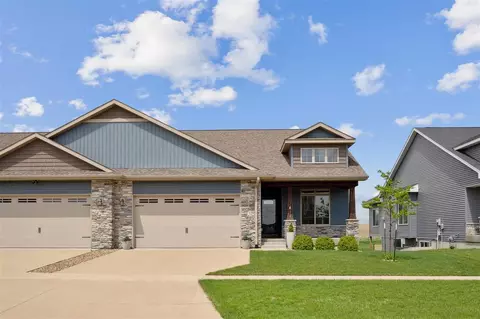 723 Deer View Ave, Tiffin, IA 52340