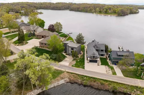 3796 Cottage Reserve Rd NE, Solon, IA 52333