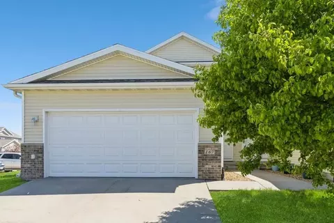167 Alydar Dr, North Liberty, IA 52317